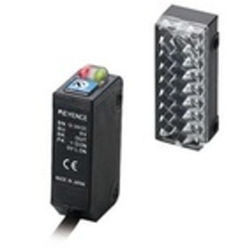 Keyence-Square retro-reflective Cable Type, NPN , SKU : PZ-M61