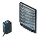 Keyence-Square retro-reflective Cable Type, PNP , SKU : PZ2-61P